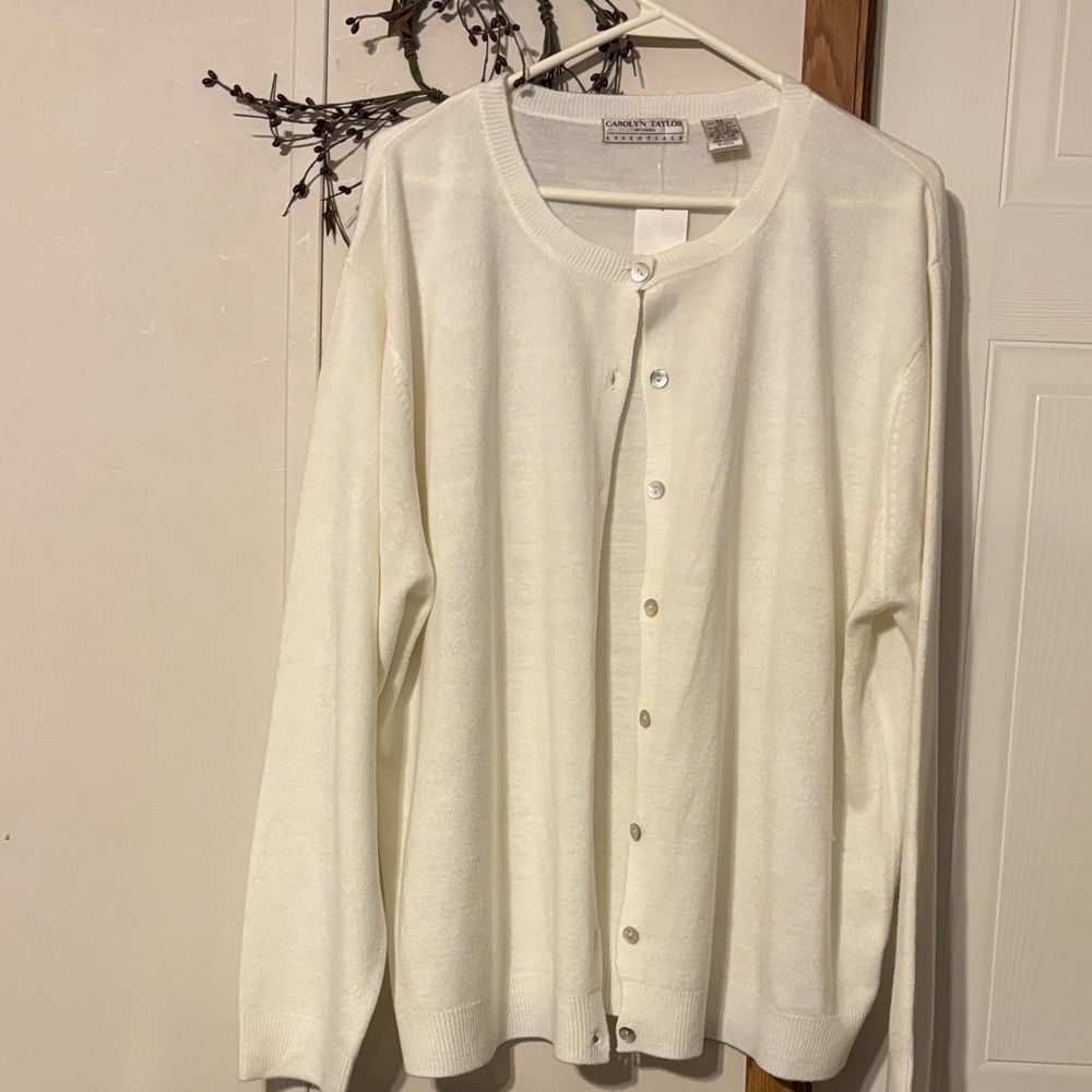 Carolyn Taylor Cream Cardigan Sweater
